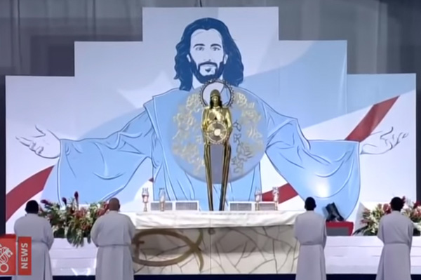 Monstrance at WYD 2019 - 1